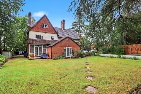 Pembroke Road, Woking, Surrey, GU22