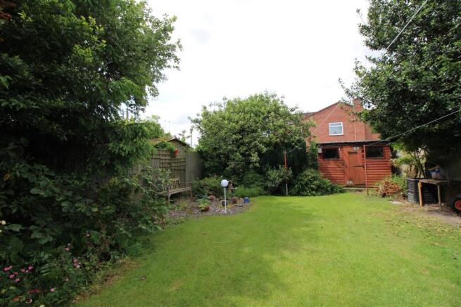 6 Spencer Ave NEW garden 2.jpg