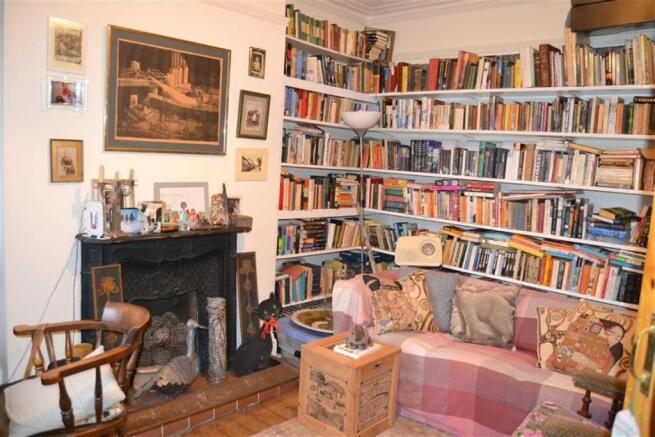 Living room / study