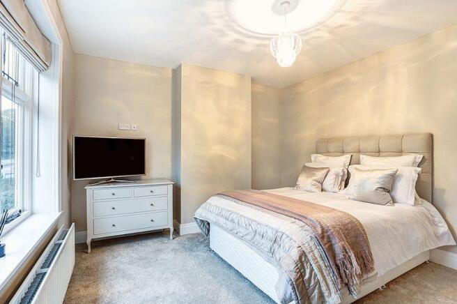 BEDROOM 1 FRONT