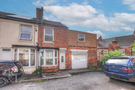 11 St. Stephens Avenue, Nottingham NG2 4JQ