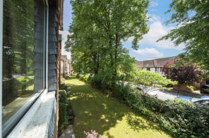 Flat 33, 153 Diamond Court, Banbury Road, Oxford OX2 7AA