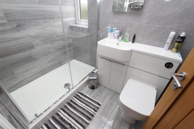 3 bed Semi-Detached for sale Image 12