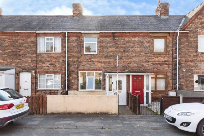 2 bed Terraced for sale in rawcliffe bridge