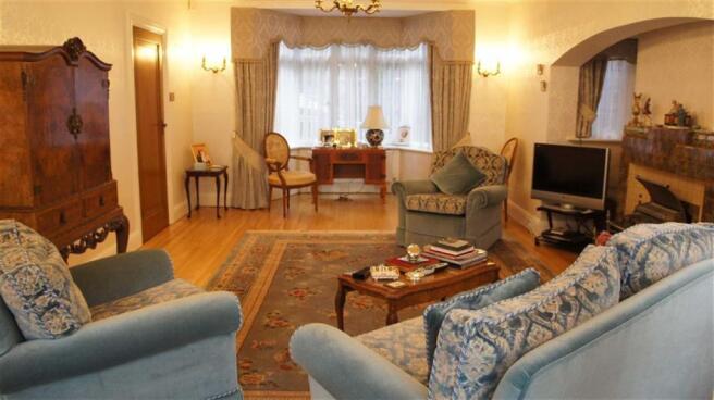 MAIN RECEPTION ROOM 1