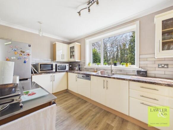 Linden Grove, Stockport, Cheshire, SK2 7JR photo 4