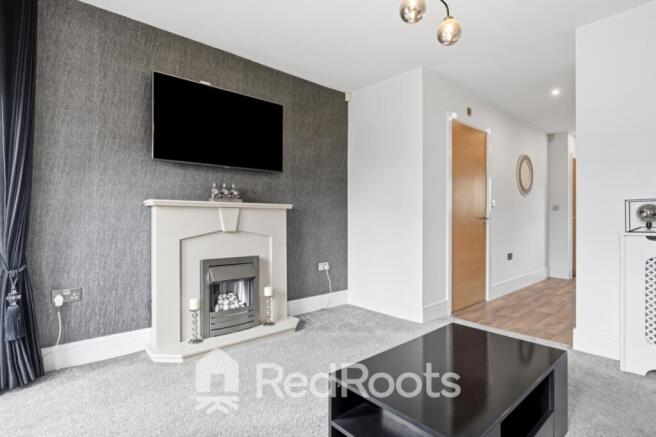 2 bed Town House for sale Image 9