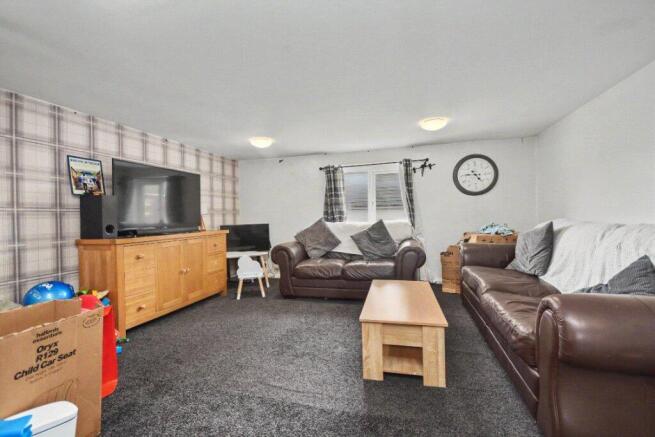 4 bed Terraced for sale Image 6