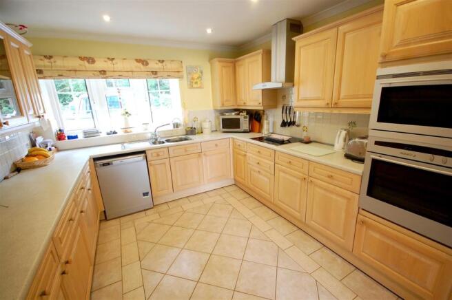 Refitted Kitchen B