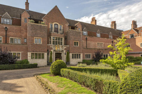 Kings Drive, Midhurst, GU29