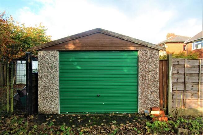 27A Rydal Road  garage 1.JPG