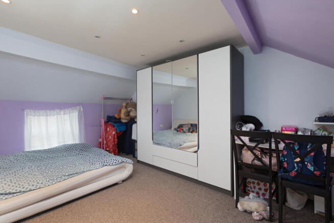2 bed Semi-Detached for sale Image 10