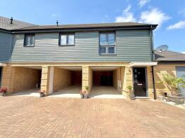 27, Titus Grove, Dunstable LU5 6GZ