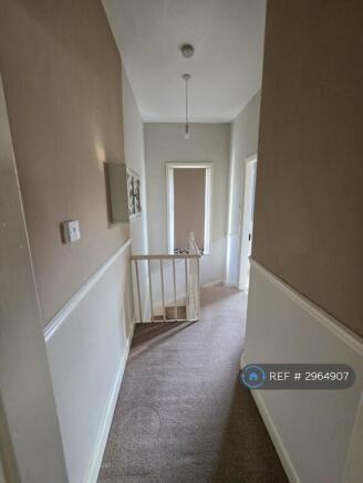 2 bed Terraced to rent Image 7