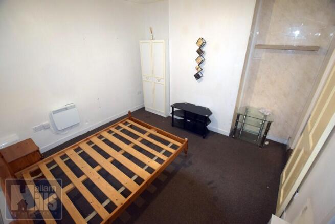 1 bed Flat to rent Image 4