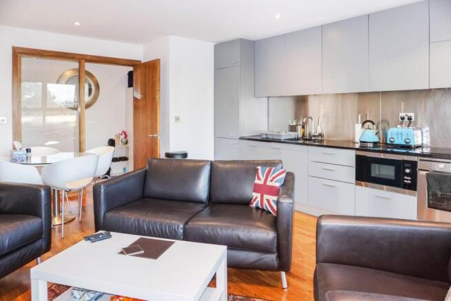 Lounge / Kitchen