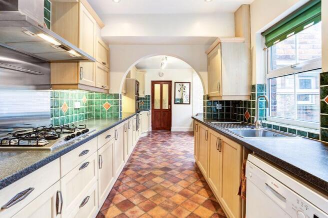 BREAKFAST KITCHEN