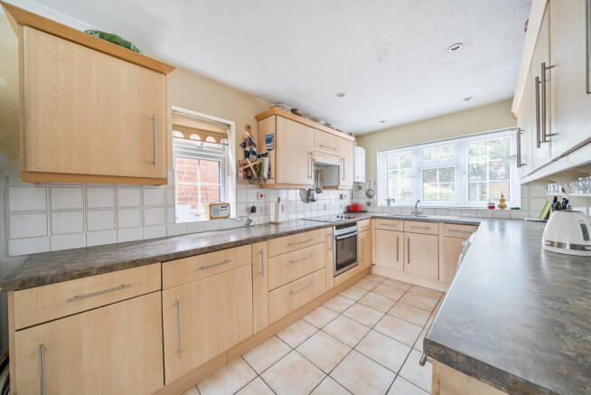 1358823-11-68d66f...