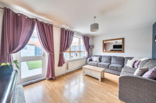 1399946-21-696f52...