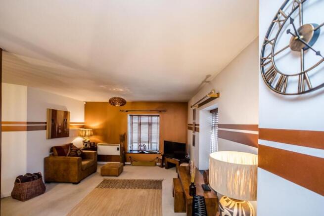 Lounge/Diner
