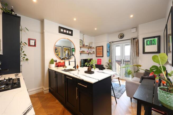 Flat 3 @ 16 Knowle Road 2.JPG