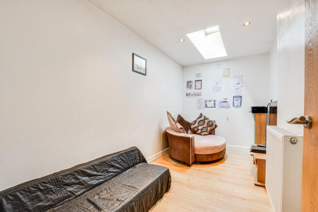 BEDROOM 4/GAMES R...