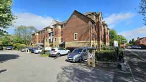 14, Liddiard Court, Belfry Drive, Stourbridge DY8 3SD