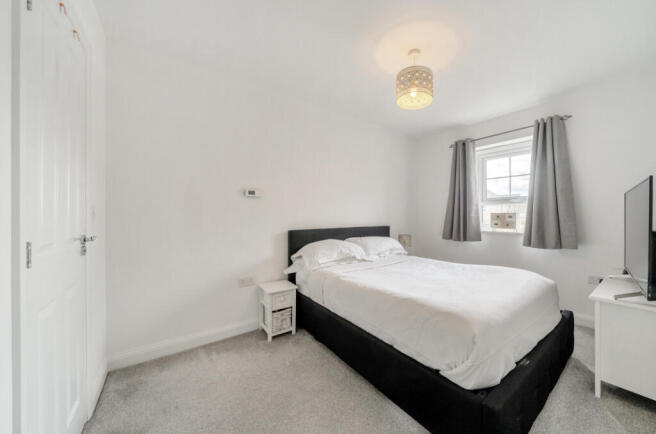 3 bed Semi-Detached for sale Image 11
