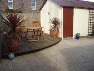 Side Garden (2)
