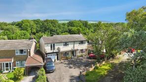 3 The Oaks, Llanharry Road, Pontyclun CF72 9RN