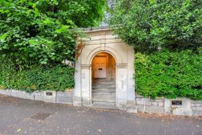 Flat 2, 11, Clifton Park, Clifton, Bristol BS8 3BX