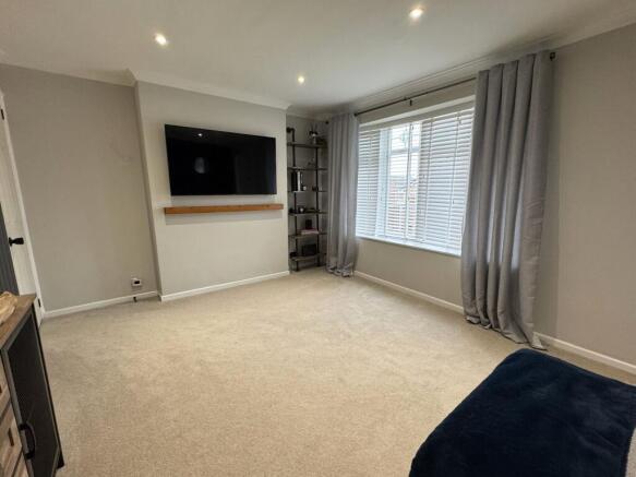 The Eyrie, Burton-On-Trent, DE15 photo 4