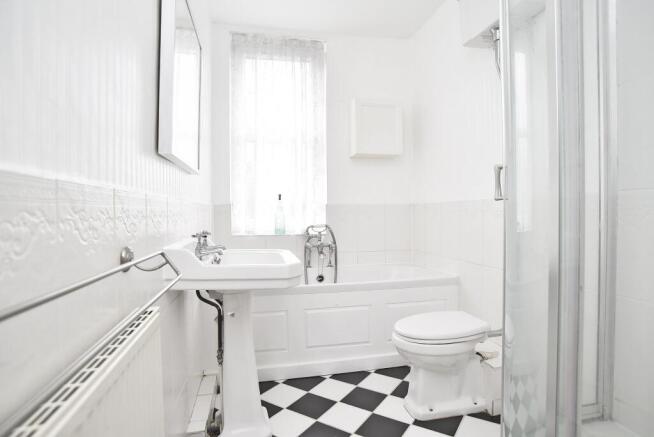 4 bed Terraced for sale Image 12