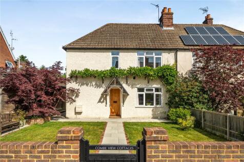 Woodside Road, Chiddingfold, Godalming, Surrey, GU8