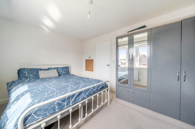 2 bed Semi-Detached for sale Image 12