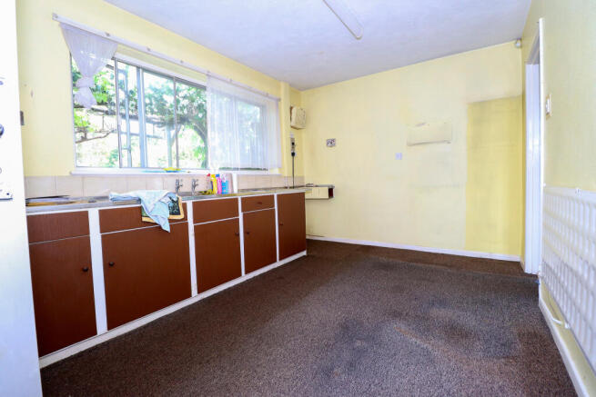 Blenheim Grove, Offord D'Arcy, St. Neots, Cambridgeshire photo 4