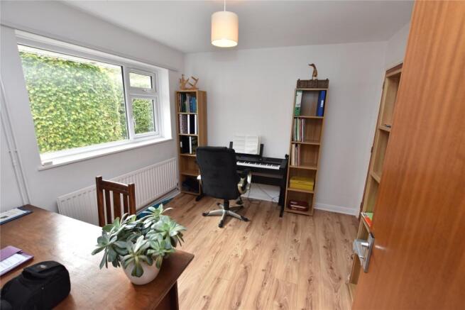 Study / Bedroom 5