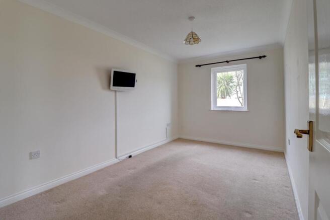 Bedroom 2.jpg