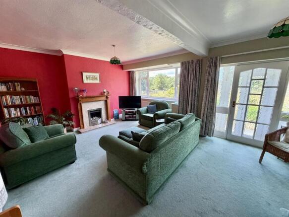 3 bed House for sale Image 6