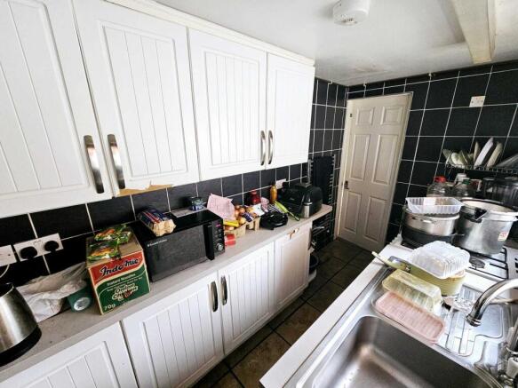 4 bed Terraced for sale Image 4
