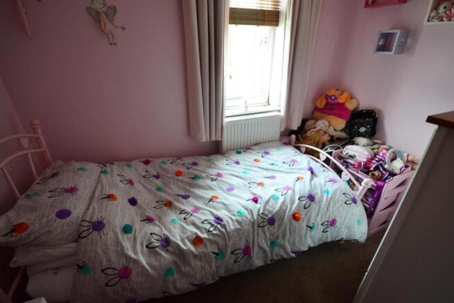 bedroom 3.jpg