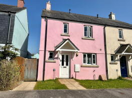 30, Bay View Road, Duporth, St Austell PL26 6BN