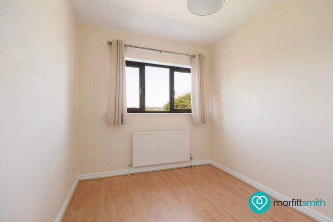 5 bed Detached for sale Image 11