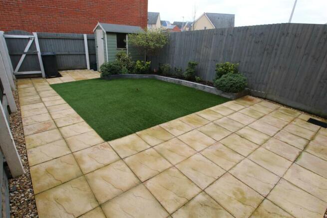 Garden 1.JPG