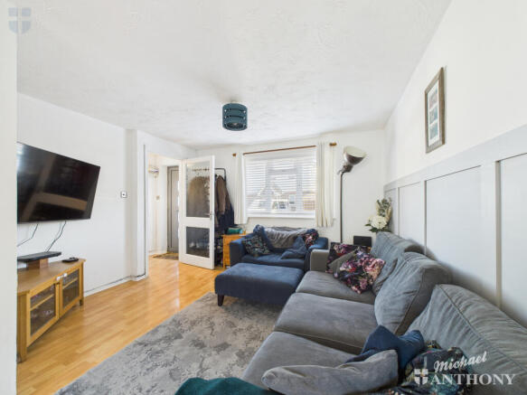 CAM03218G0-PR0831-STILL006