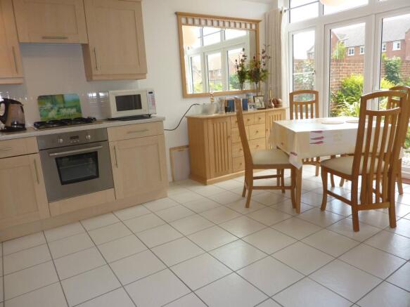 Kitchen/Dining Room