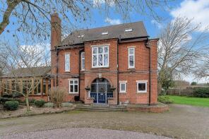 11a Rissington House, Woodgate, Leicester LE7 7LL