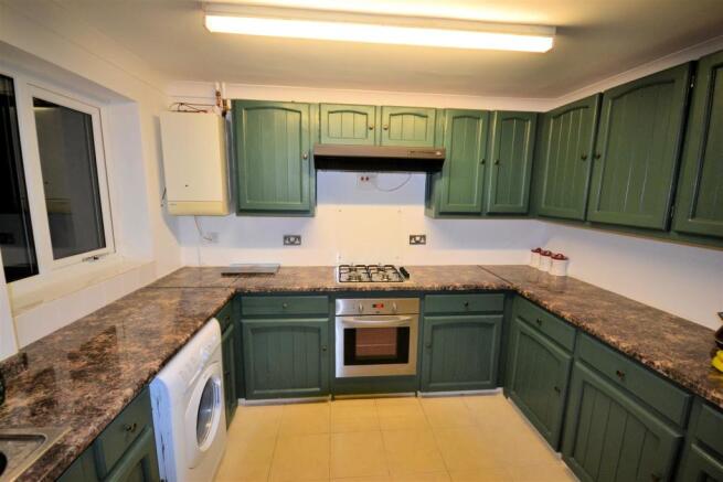 kitchen/breakfast room