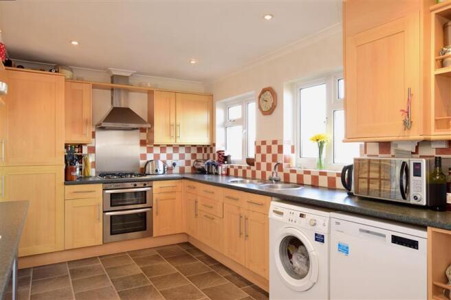 Kitchen / Breakfast Room