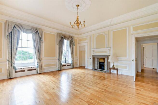 10 bed Detached for sale Image 10
